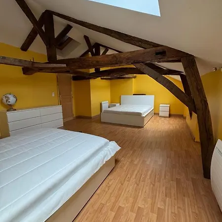 La Bourgeoise Tatil Evi Neuvic (Dordogne)