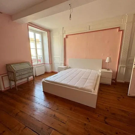 La Bourgeoise *